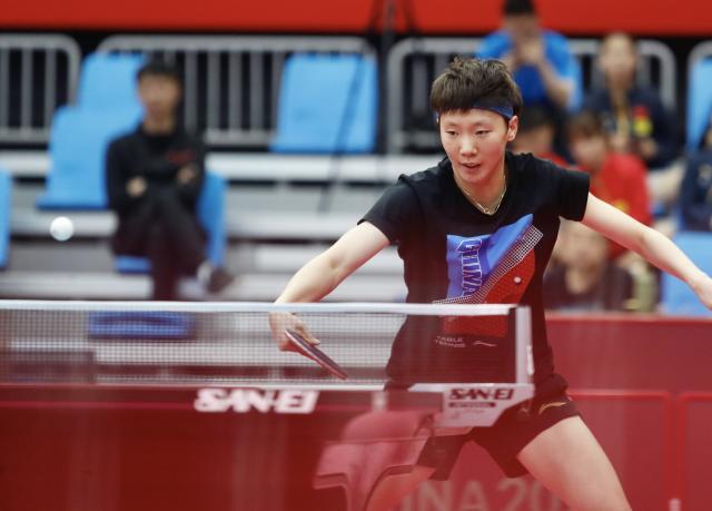 jiuyou游戏中心-突发！国乒团体赛换人 王曼昱取代刘诗雯出战女团